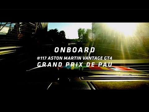 Street Art Aston Martin Vantage - Track Lap - Grand Prix de Pau 2017