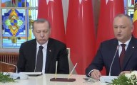 Erdoğan basın toplantısında uyuyakaldı