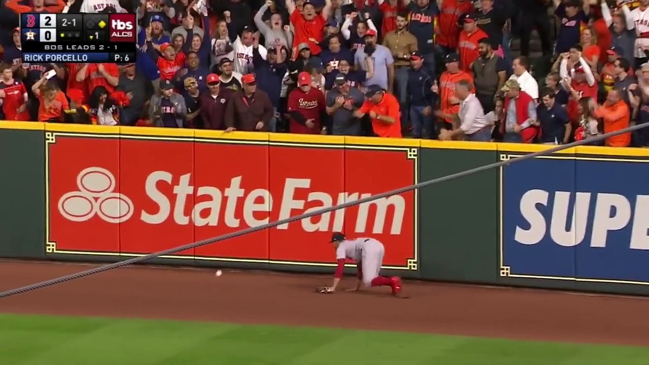 Bradley's homer leads Red Sox to Game 4 win 10 17 18