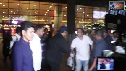 Actor Ranveer Singh's New look for his new upcoming movie | Spotted at Mumbai Airport