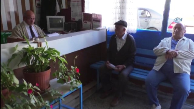 Unutulmaya Yüz Tutmuş Arzuhalcilik Mesleğini Yaşatmaya Çalışıyor