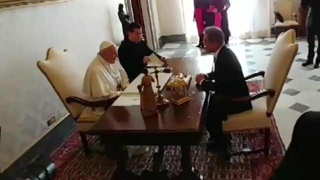 교황 공식 초청장 오면 방북 가능 ...사실상 방북 수락 / YTN