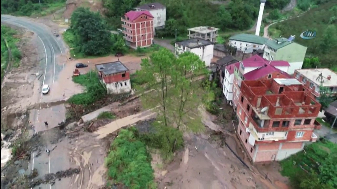 Trabzon'un Araklı İlçesinde Yaşanan Selin Boyutu Havadan Görüntülendi