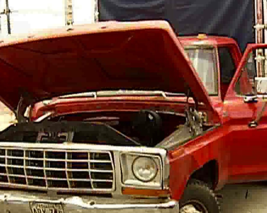 Hallan un camión cargado con droga en el cantón Durán, provincia del Guayas