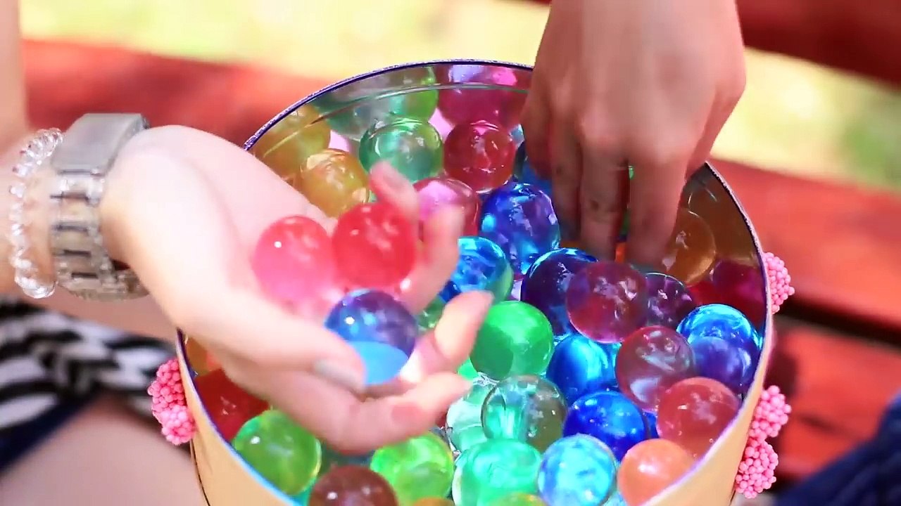 6 SLIMES GÉANTS ET BALLES ANTI-STRESS