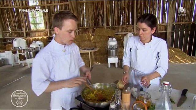 En demi-finale, des candidats de la Meilleure boulangerie de France se rendent compte qu'ils sont... hors sujet - Regardez