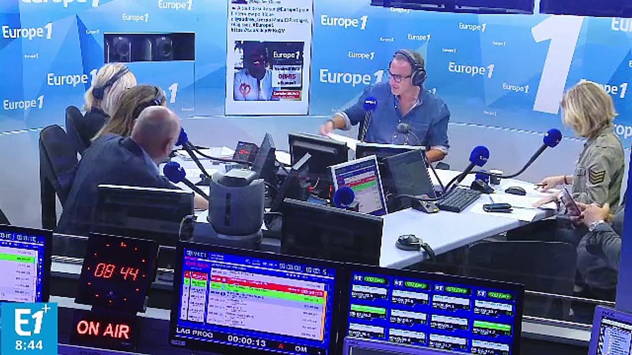 Jean-Claude Gaudin très énervé contre Jean-Luc Mélenchon : "C'est un Marseillais de pacotille, une espèce de Parisien et un grand fada !" (canteloup)