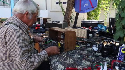 Sıra dışı muhtar gençlere örnek oluyor - AYDIN