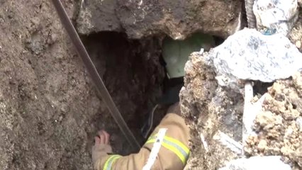 Beylikdüzü'nde Bir Sitenin Önünde Yağmur Gideri İçin Çalışma Yapan İşçi, Toprağın Altında Kaldı