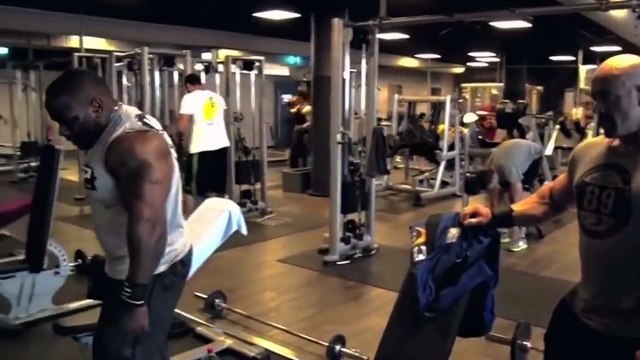 BODYBUILDING MOTIVATION - Unstoppable