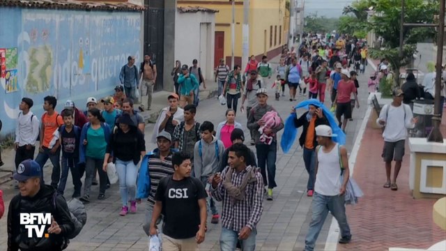 Des milliers de migrants défient Trump et tentent de rejoindre les États-Unis