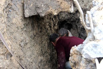 Toprak Altındaki 2.5 Saat Geçirdi, Yürüyerek Çıktı