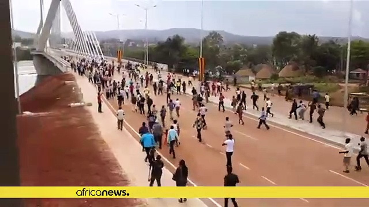 Thousands race to witness new Nile Bridge in Uganda