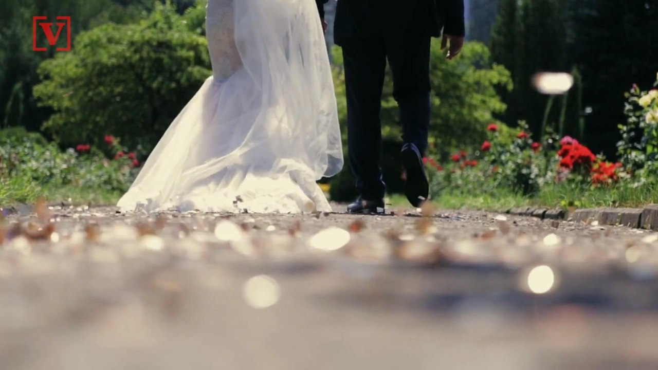 Couple's Wedding Ruined Following Airline Suspension