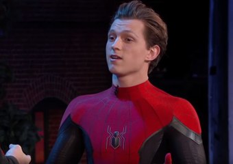 Tom Holland shows his new SPIDER-MAN costum - 2018 Marvel