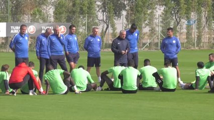 Atiker Konyaspor'da Çaykur Rizespor Maçı Hazırlıkları Sürüyor