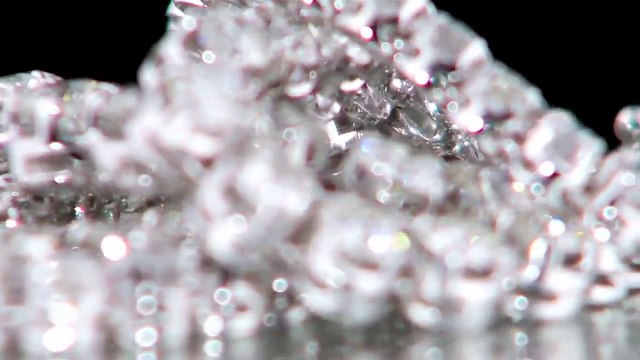 We are pleased to announce that we now stock the FlexiLink diamond tennis bracelet Original – and the very first – FlexiLink diamond line bracelet that demons