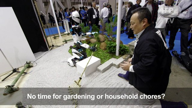 Robots lend a hand at Japanese expo