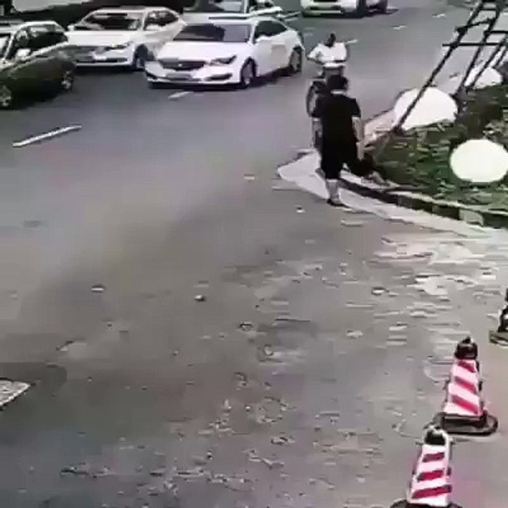 Sahtekarlığın kitabını yeniden yazan dayı