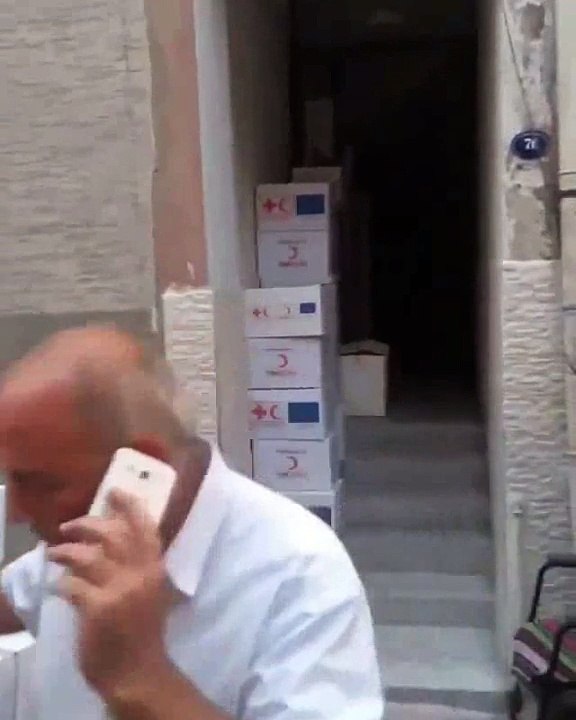 Kızılayın yardım kolileri
