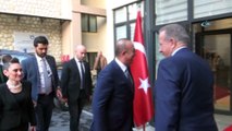 - Dışişleri Bakanı Çavuşoğlu, 'Çocuklarımızı teröristlere teslim etmeyelim. FETÖ bir terör örgütüdür'- 'Bunu Türkiye’de yapan teröristler, Kosova’da da aynı şeyleri yapabilir'- 'Kardeş Kosova’nın, Türkiye’de darbe yapmış kişileri ...