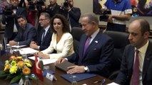 - Dışişleri Bakanı Çavuşoğlu, 'Çocuklarımızı teröristlere teslim etmeyelim. FETÖ bir terör örgütüdür'- 'Bunu Türkiye’de yapan teröristler, Kosova’da da aynı şeyleri yapabilir'- 'Kardeş Kosova’nın, Türkiye’de darbe yapmış kişileri .