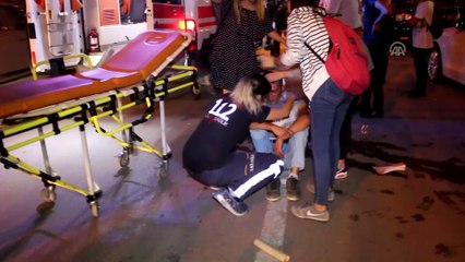 Adana'da trafikte 'yol verme' kavgası: 2 yaralı