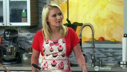 Young And Hungry - S 1 E 5 - Young & Younger