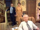 Archie Bunker's Place S1 E14 - The Shabbat Dinner