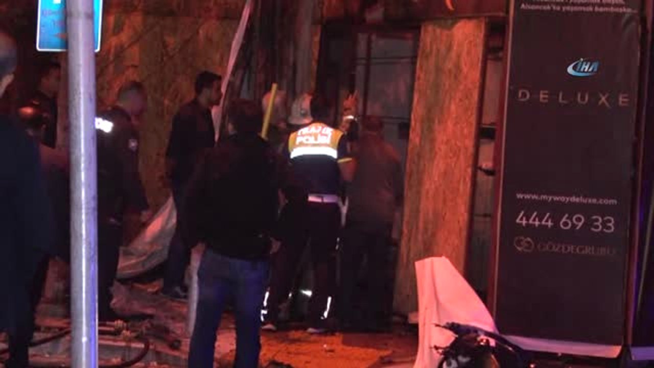 İzmir'de İnşaat Alanında Patlama