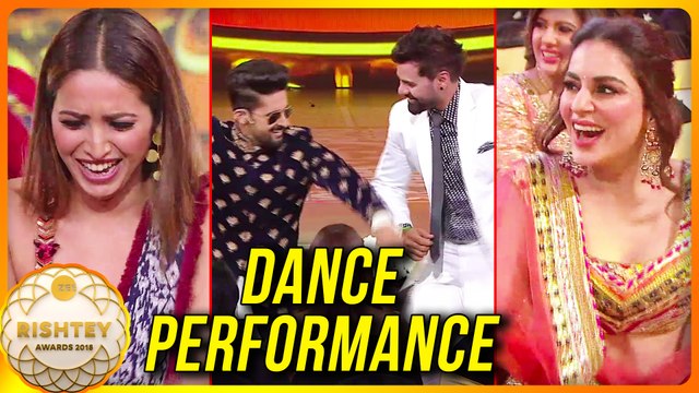 Shabbir Ahluwalia, Sriti Jha, Asha Negi Shraddha Arya Ravi Dubey Fun Time At Zee Rishtey Awards 2018