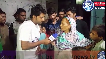Old woman man talking Imran Khan