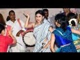 Mouni Roy's Amazing Dance At Durga Puja Pandal In Mumbai