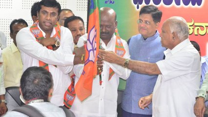 #ಮಿಟೂ: ಕರ್ನಾಟಕ ಬಿಜೆಪಿ ಮಾಜಿ ಸಚಿವನ ಮೇಲೆ ಲೈಂಗಿಕ ಕಿರುಕುಳ ಆರೋಪ  | Oneindia Kannada