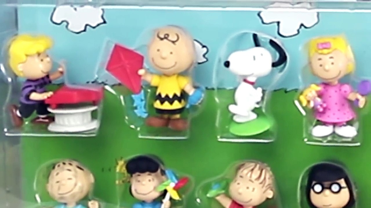 Chase's Corner: SNOOPY SNOW CONES w/ GRANDMA + The Peanuts Movie Games & Magic (#23) | DOH MUCH FUN