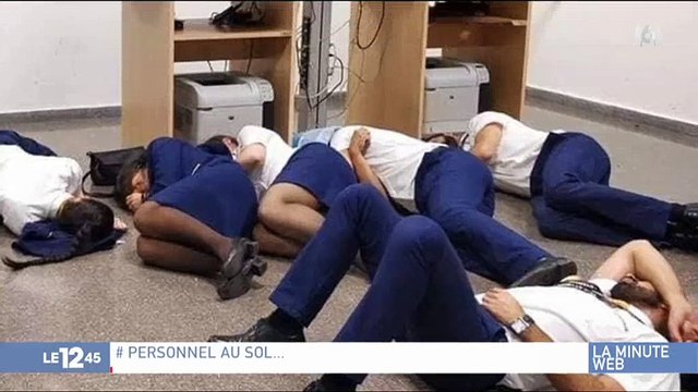 Des employés de Ryanair mettent en scène leur mécontentement envers leur société - Regardez