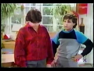 Valerie- Shape Up And Move Out (S2E20)