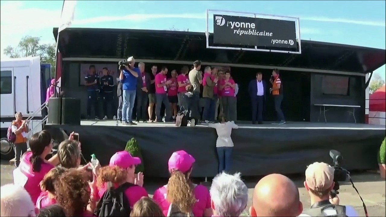 Le final réussi des Foulées roses à Auxerre