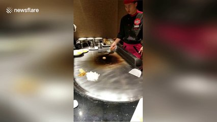 You will love this Chinese chef's amazing tricks with an egg