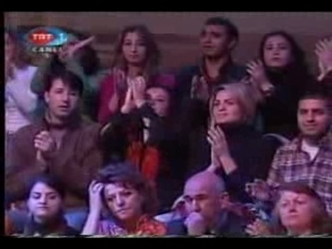 Zara - çiçekten harman olmaz