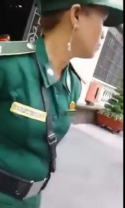 20/10/2018: Dân Thủ Thiêm và Trường Thịnh ở ngoài vùng quy hoạch bị cướp đất trắng trợn đã xuống đường đông đảo biểu tình những quan tham cướp đất của dân oan suốt 15 năm qua