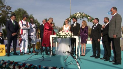 Dünya şampiyonu önce 'Evet' dedi ardından ok attı