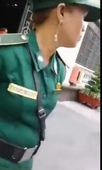 Dân Thủ Thiêm kéo lên biểu tình lớn tại Trụ sở UBND TP số 86 Lê Thánh Tôn Q1