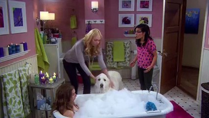 Are You There, Chelsea S01E04