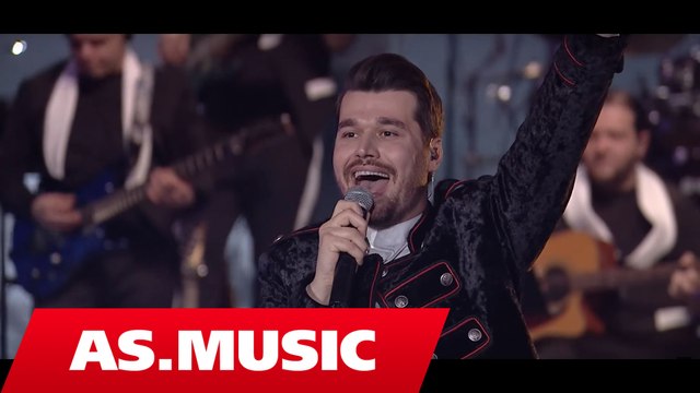 Alban Skenderaj - Një herë në jetë - Diçka (Hapesira e nje endrre - Live)