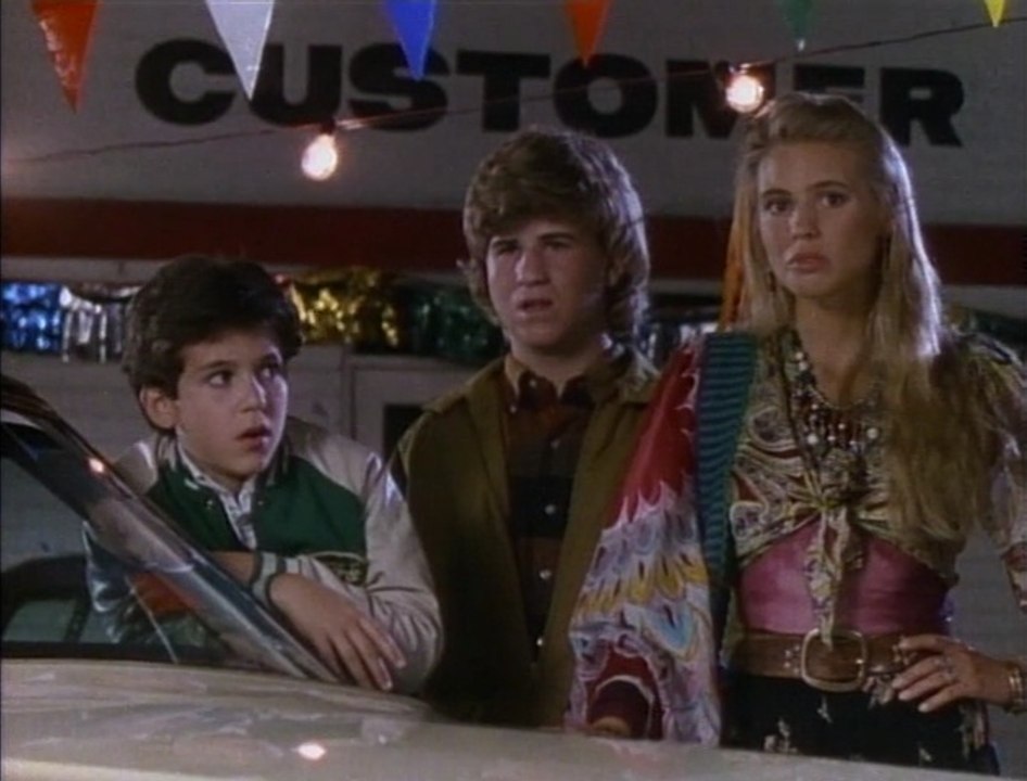 Los Años Maravillosos Temporada 03 - El auto de la familia (Audio Latino)