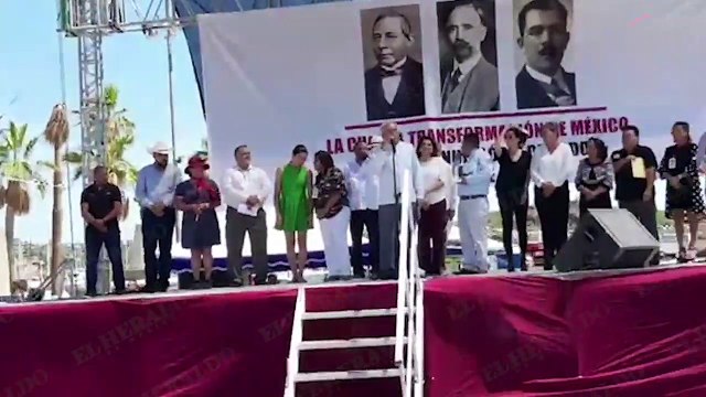 López Obrador en mitin de agradecimiento en Guaymas