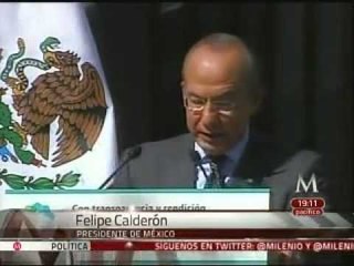 Firma Calderón decreto de ley de contabilidad