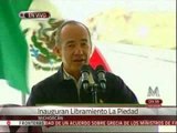 Con 'palomazo' Calderón inaugura obra en Michoacán