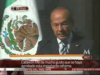 Promulga Calderón reforma laboral